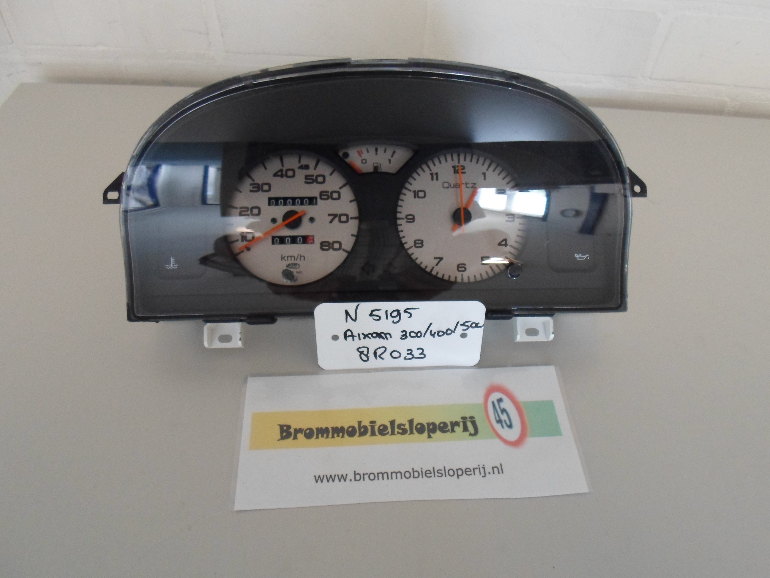 Display Aixam 300,400 en 500 - Brommobielsloperij.nl